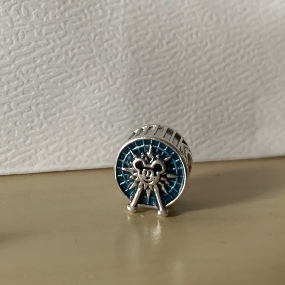 Pandora Charm | Disney Exclusive Mickey Mouse